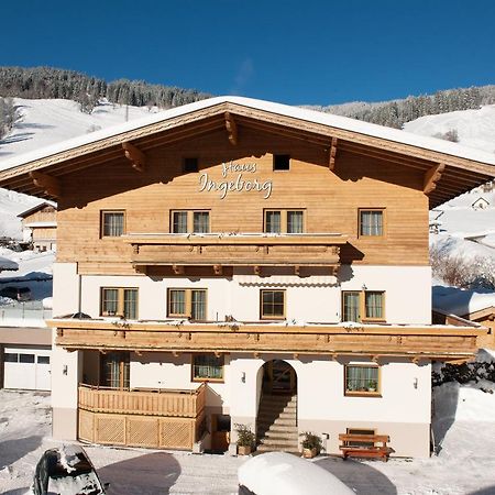 Gaestehaus Ingeborg Saalbach-Hinterglemm Bagian luar foto